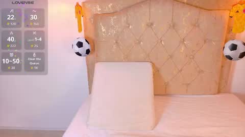 Snapshot of laurenn_smitth chatting on June 2026 12:41:02 PM laurenn_smitth online show from June 2026 12:41:02 PM