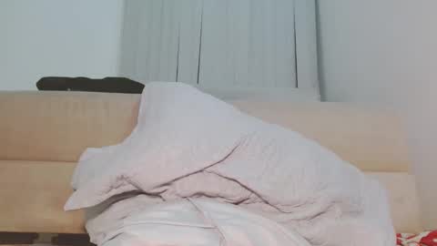 LAUREN SMITH online show from March 2026 09:37:01 AM