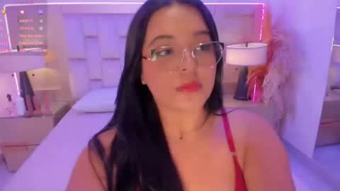 Snapshot of laurentt___ chatting on July 2026 12:00:02 PM laurentt___ online show from July 2026 12:00:02 PM