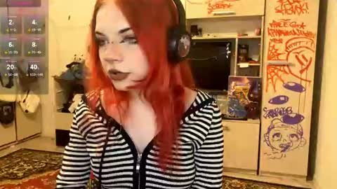 Snapshot of laurettecipro chatting on June 2026 09:19:02 PM Eva online show from June 2026 09:19:02 PM