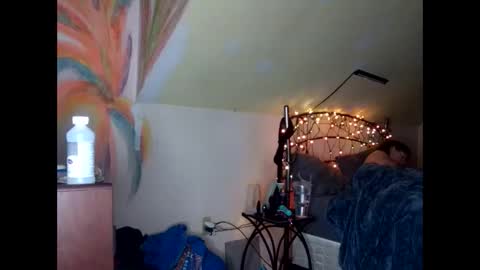 Lauren online show from March 2025 10:21:02 PM