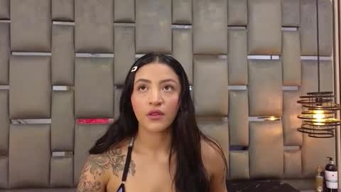 lauri_thx online show from December 2025 12:11:02 PM