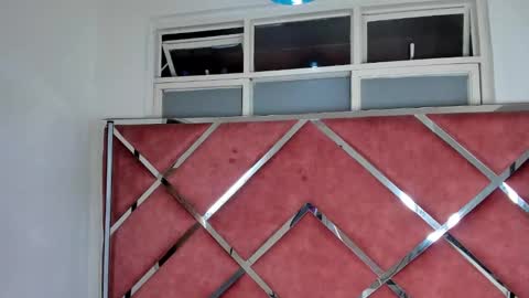 LauryJonson  online show from March 2025 12:20:01 AM