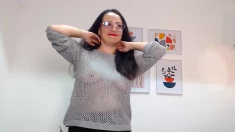 Snapshot of lauryn_jones chatting on February 2026 08:08:02 PM Laury online show from February 2026 08:08:02 PM