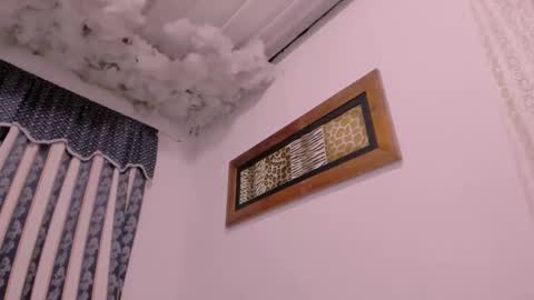 Lauu G online show from December 2025 09:51:02 AM