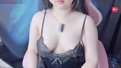 Snapshot of lavender_02 chatting on February 2026 05:50:01 PM Tina online show from February 2026 05:50:01 PM