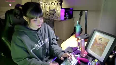 Lavenderrzz online show from January 2026 08:45:02 PM