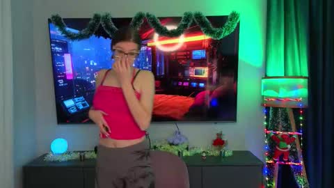 Snapshot of laveniadevoss chatting on December 2025 06:51:01 AM Gloria online show from December 2025 06:51:01 AM