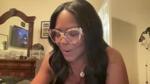 Snapshot of lavishly69 chatting on September 2025 12:47:02 AM Brownsugar69 online show from September 2025 12:47:02 AM