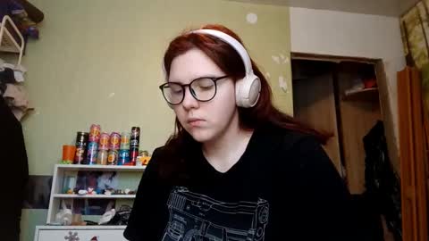 Adeline online show from February 2026 08:09:01 AM