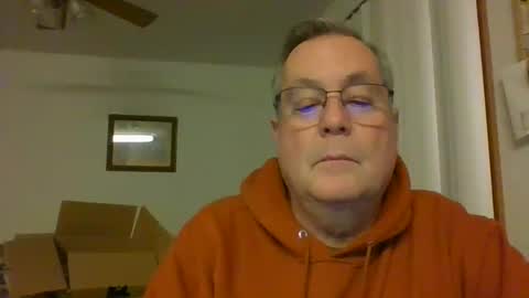 Snapshot of lawnboy62 chatting on December 2024 02:59:02 AM lawnboy62 online show from December 2024 02:59:02 AM