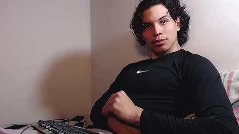 ZAmbrano online show from April 2026 05:58:02 AM