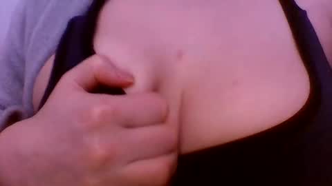 layannalea online show from December 2025 06:56:01 PM