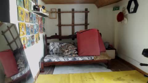 Laye19 online show from February 2025 06:02:02 PM