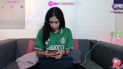 Layla online show from February 2025 01:15:01 AM