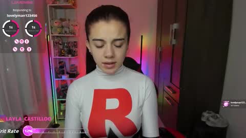 Layla online show from November 2025 03:33:01 PM