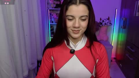 Layla online show from March 2026 01:17:02 AM