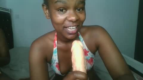 layla_cutiee online show from February 2026 02:21:01 PM