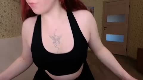 Snapshot of layla_glam chatting on June 2026 03:55:02 PM layla_glam online show from June 2026 03:55:02 PM