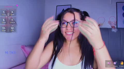 Layla online show from January 2025 01:17:01 PM