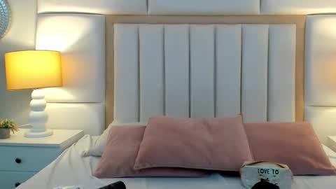 Lau online show from December 2025 07:19:02 PM