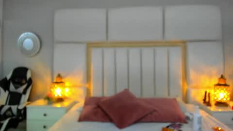 Snapshot of laylaadoll_ chatting on May 2026 07:07:02 PM Lau online show from May 2026 07:07:02 PM