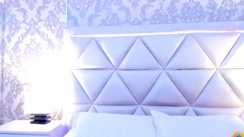 Snapshot of laylaadoll_ chatting on June 2026 06:52:01 PM Lau online show from June 2026 06:52:01 PM