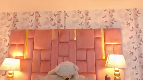 Snapshot of laylaadoll_ chatting on July 2026 07:40:02 PM Lau online show from July 2026 07:40:02 PM
