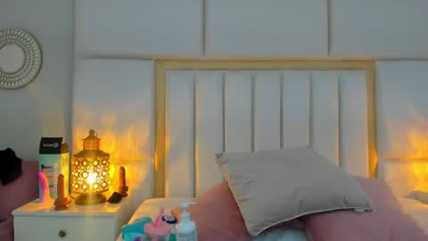 Snapshot of laylaadoll_ chatting on July 2026 06:46:02 PM Lau online show from July 2026 06:46:02 PM