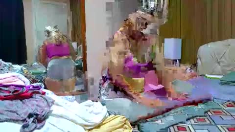 kelly online show from November 2025 10:55:02 PM