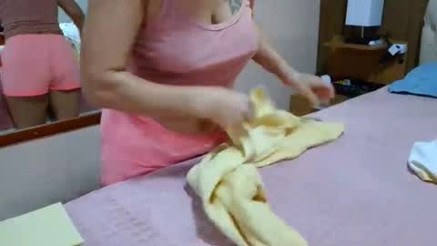 kelly online show from April 2026 06:00:01 PM