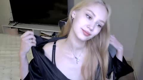 LaylaPretty001 online show from May 2026 04:41:02 AM