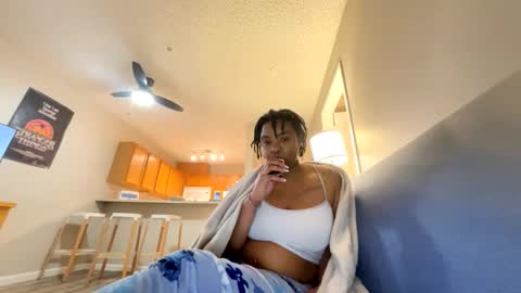 Layla Ros online show from February 2026 06:22:01 AM