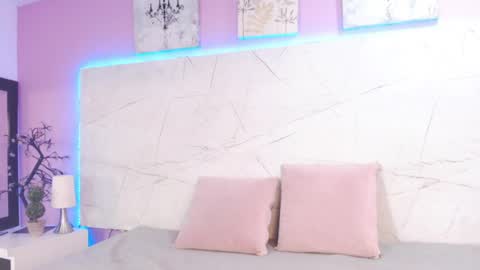 Layla Taylor online show from April 2026 02:55:02 PM