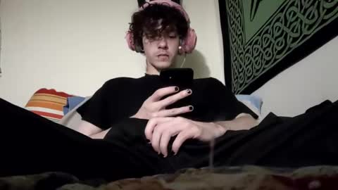 Stitch online show from February 2025 03:47:02 AM