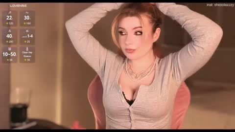 lazy girl Lizzy online show from April 2026 05:03:01 PM