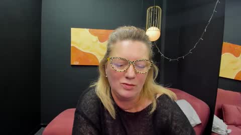 Lea online show from March 2025 02:44:02 PM