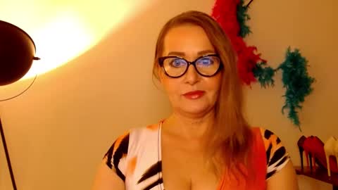 Snapshot of leadesire chatting on March 2025 02:53:02 PM LEA online show from March 2025 02:53:02 PM