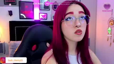 Snapshot of leah_cherry chatting on July 2026 10:04:01 PM Leah online show from July 2026 10:04:01 PM
