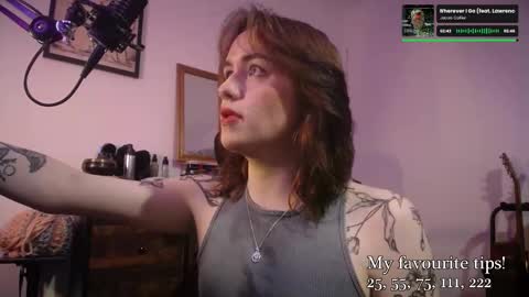 Snapshot of leah_lust_ chatting on October 2025 05:46:01 PM leah_lust_ online show from October 2025 05:46:01 PM