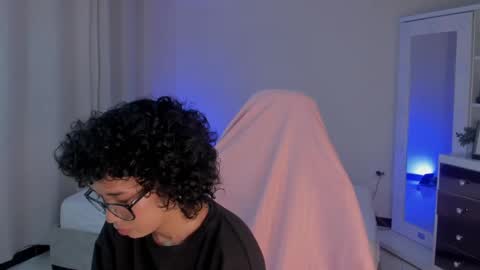 leahaltomm online show from February 2025 10:48:02 AM