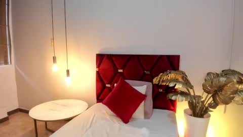 Leah Carter online show from October 2025 06:32:02 PM