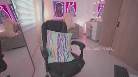 Instagram Leahprada  online show from March 2026 09:12:01 PM