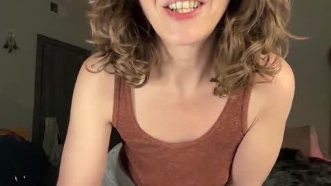 Leah Sparkles online show from May 2026 04:50:01 AM