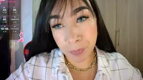 Snapshot of leahtemptation chatting on May 2026 11:34:04 PM leah online show from May 2026 11:34:04 PM