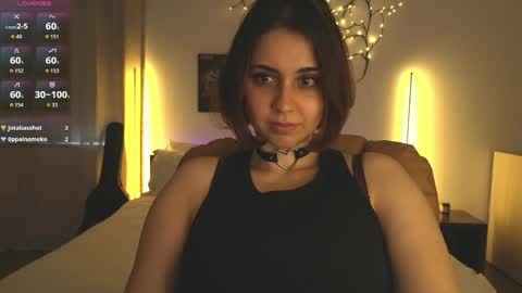 Snapshot of leahwoods chatting on May 2026 05:37:02 AM leahwoods online show from May 2026 05:37:02 AM