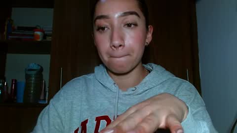 leanaalhub online show from December 2024 05:04:02 AM