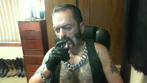 leathergreaser online show from December 2024 07:45:01 PM