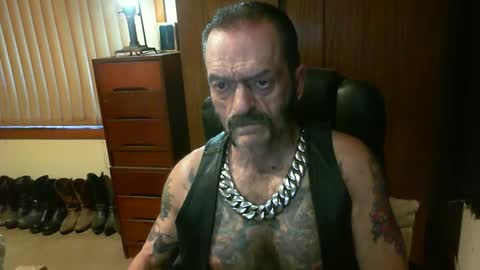 leathergreaser online show from January 2025 07:21:01 PM