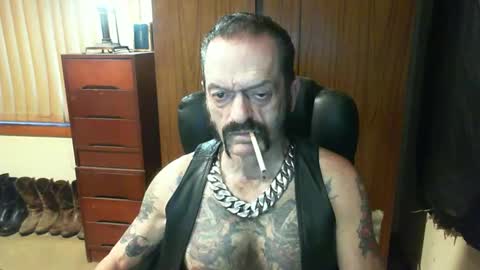 leathergreaser online show from January 2025 07:07:01 PM